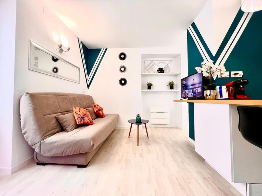Color Studio - Proche Gare - 2P Belfort Exterior photo